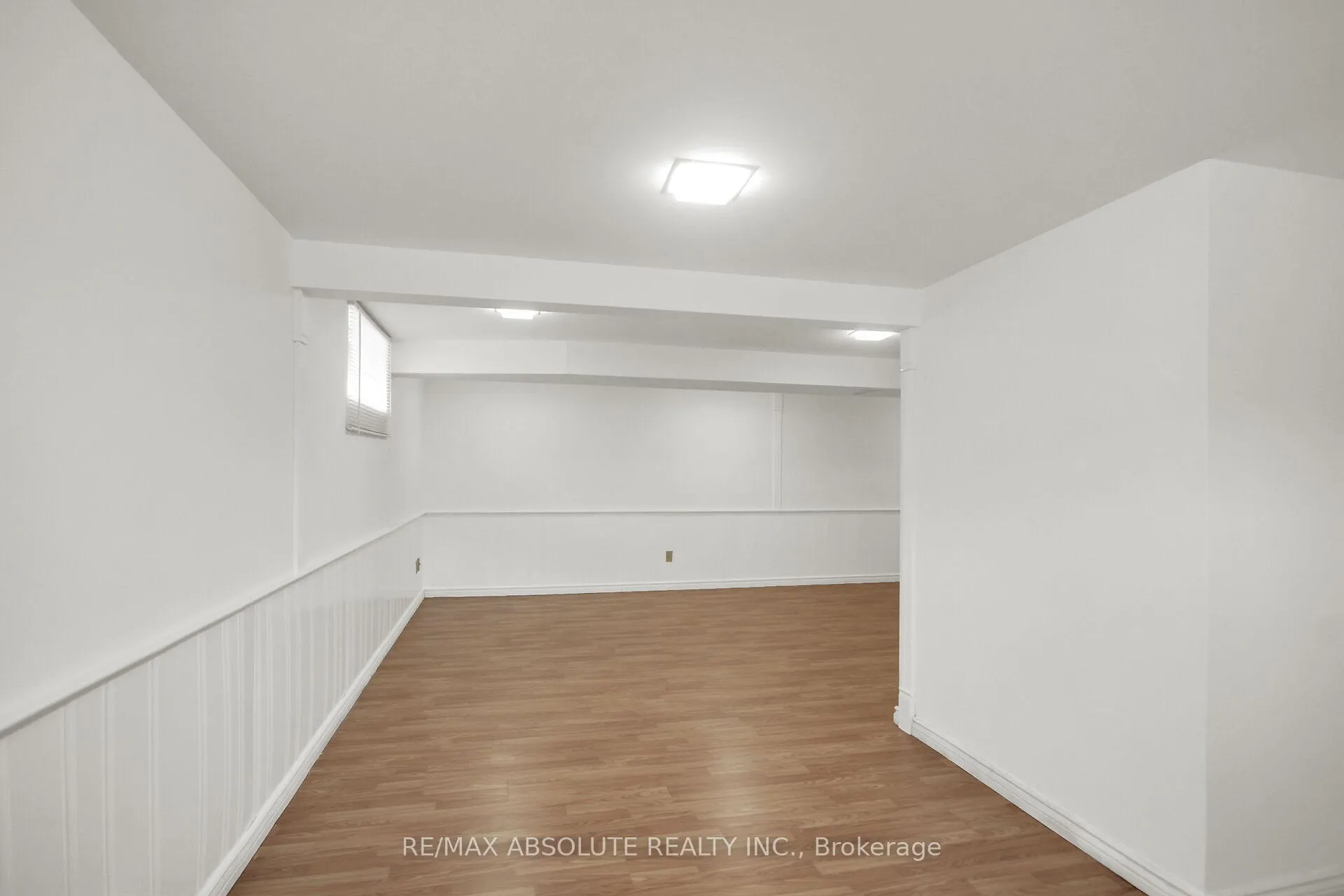 Photo 40 of 60 Foothills Drive, Ottawa, Lynwood Village — HOMEH