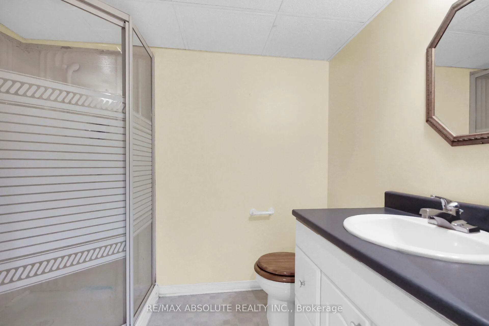 Photo 46 of 60 Foothills Drive, Ottawa, Lynwood Village — HOMEH