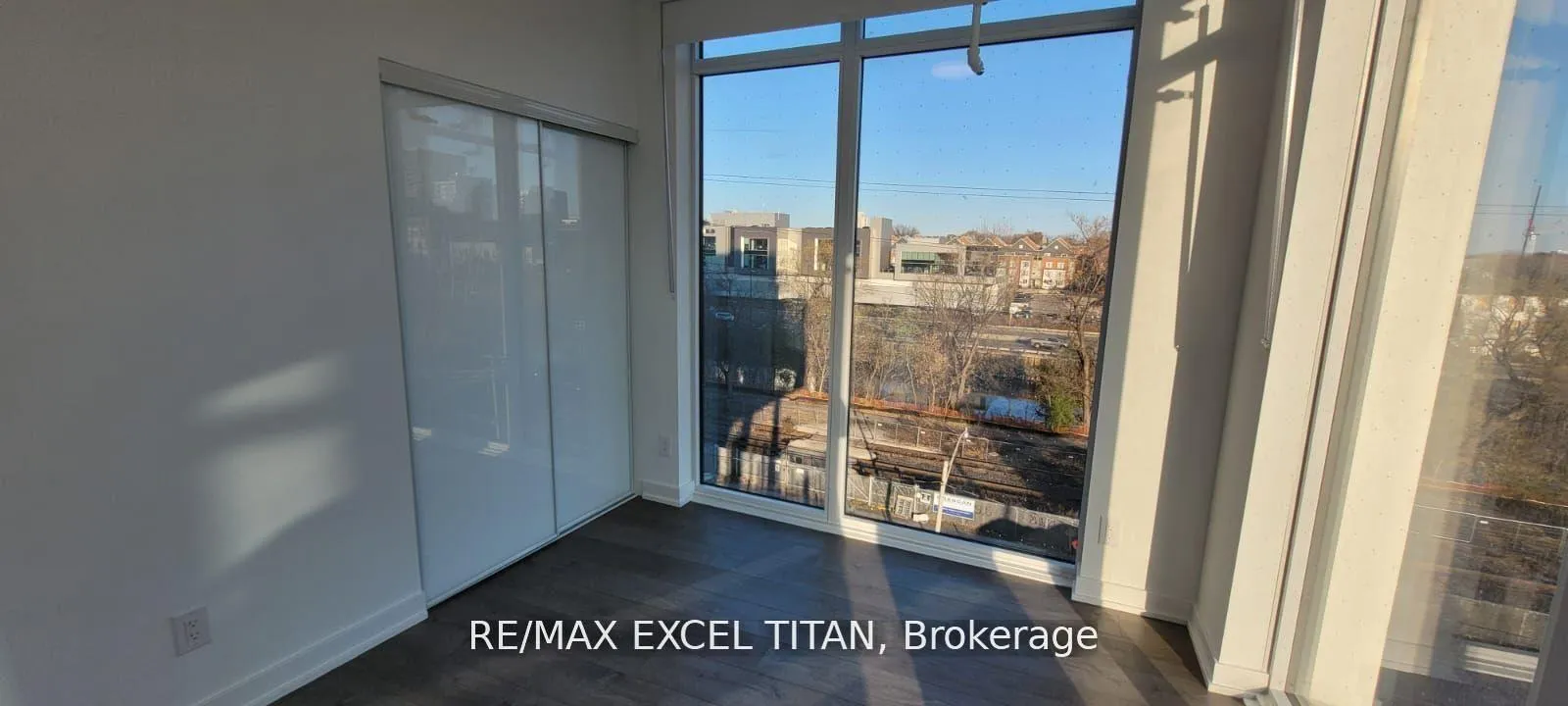 Photo 11 of Unit 309, 5 Defries Street, Toronto, Regent Park — HOMEH