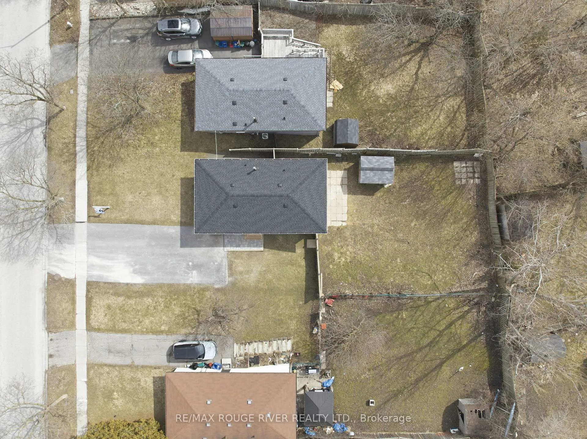 Photo 6 of 712 Grandview Drive, Oshawa, Donevan — HOMEH