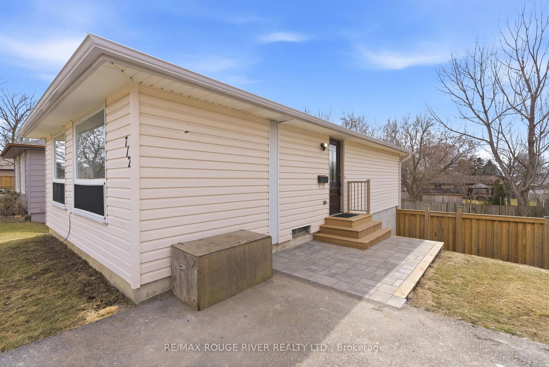 Photo 7 of 712 Grandview Drive, Oshawa, Donevan — HOMEH