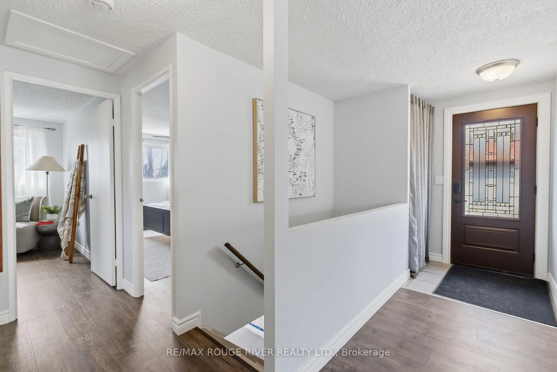 Photo 23 of 712 Grandview Drive, Oshawa, Donevan — HOMEH