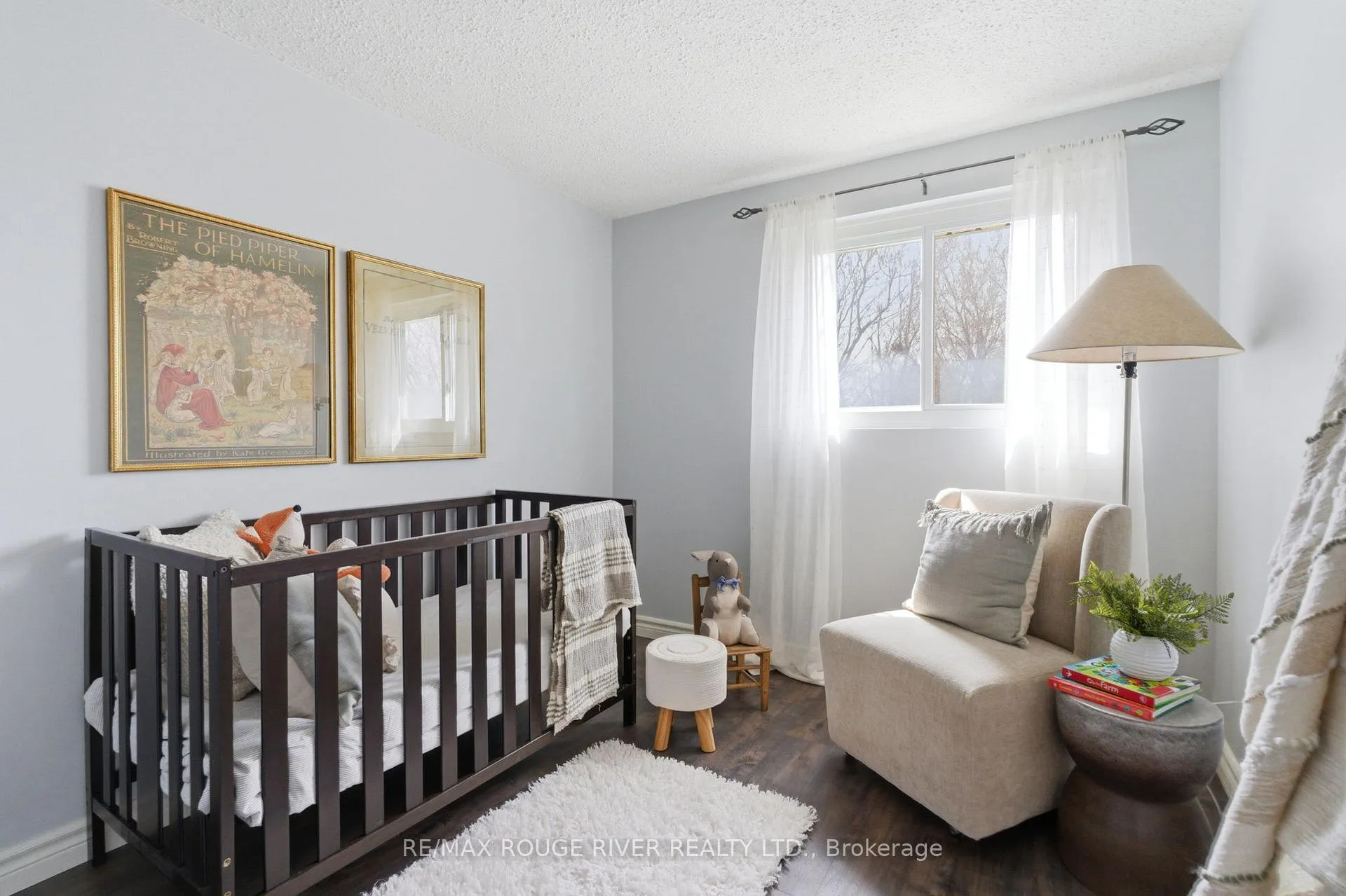 Photo 29 of 712 Grandview Drive, Oshawa, Donevan — HOMEH