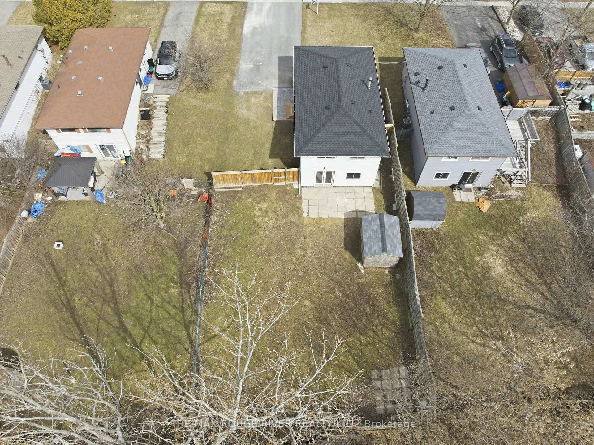 Photo 33 of 712 Grandview Drive, Oshawa, Donevan — HOMEH
