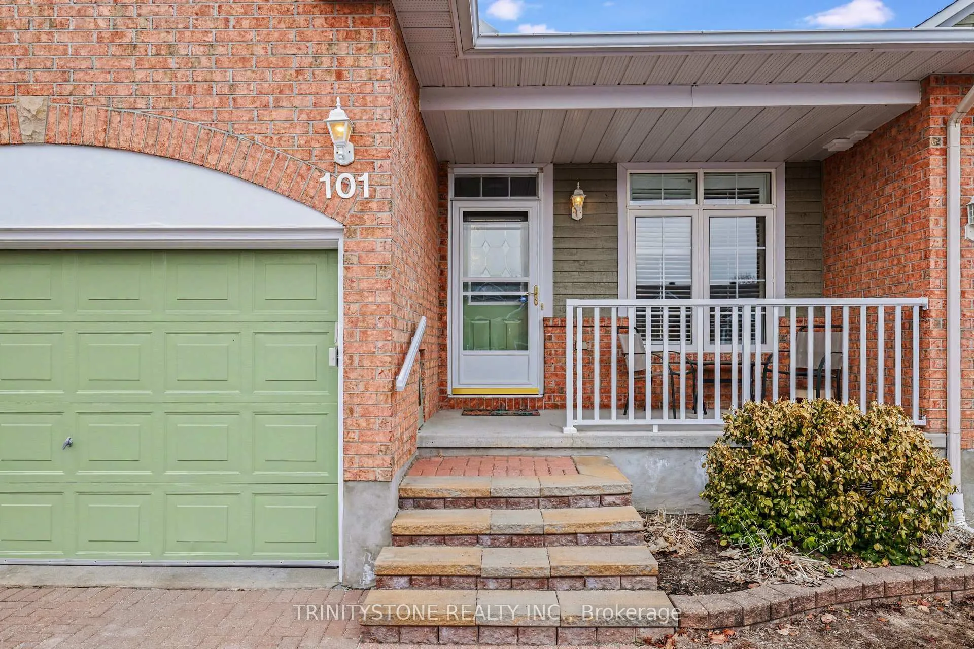 Photo 5 of 101 Sable Run Drive, Ottawa, Stittsville (Central) — HOMEH
