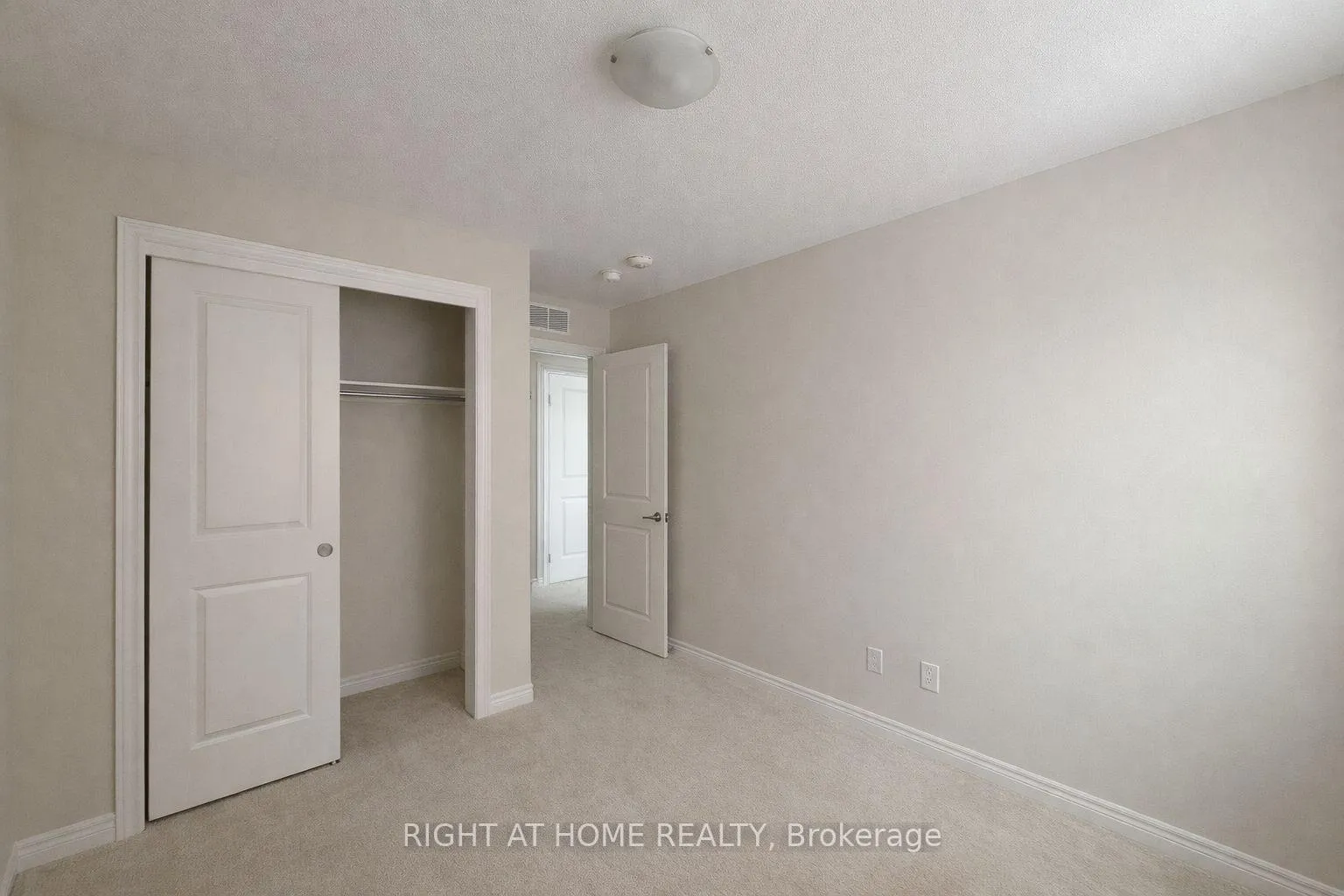 Photo 10 of 661 Julia Drive, Welland, Coyle Creek — HOMEH