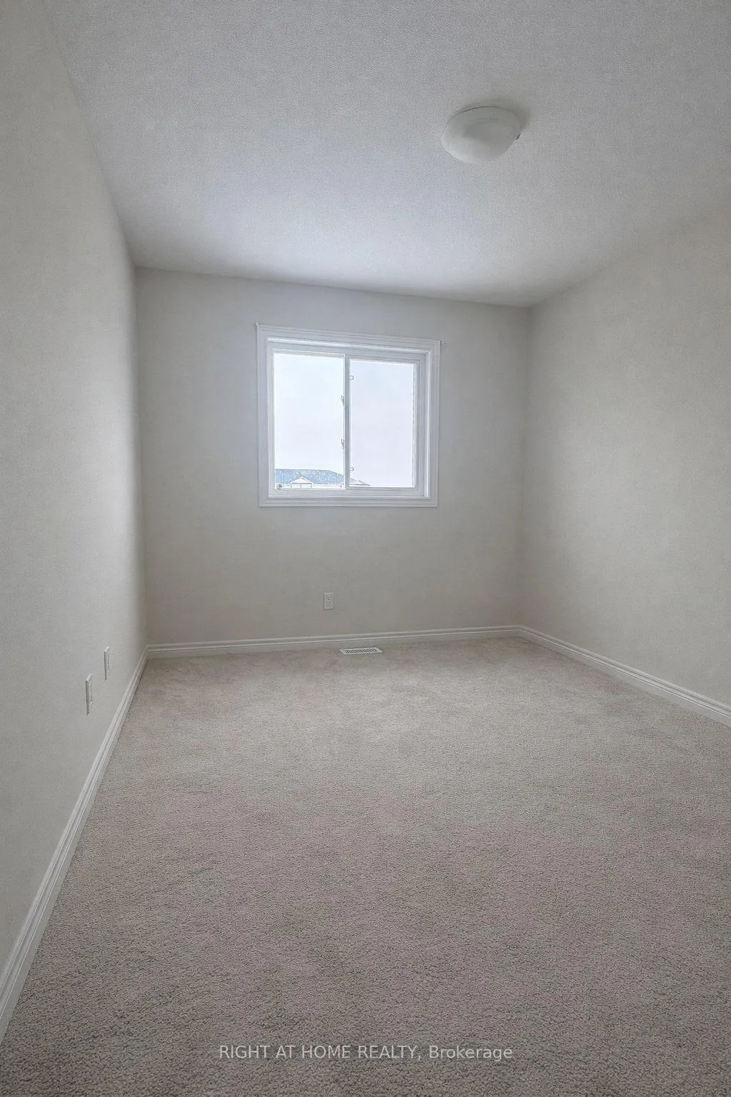 Photo 12 of 661 Julia Drive, Welland, Coyle Creek — HOMEH