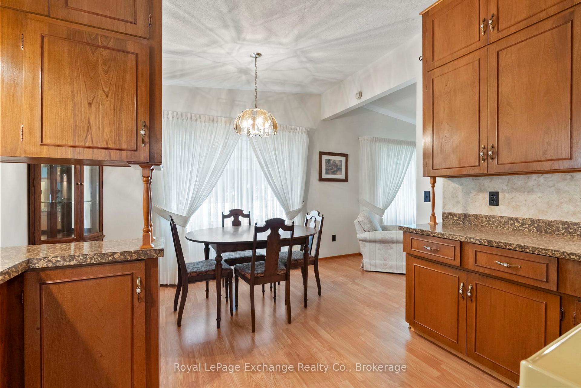 Photo 5 of 1051 Sutton Street, Kincardine — HOMEH
