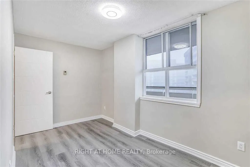Photo 25 of Unit 710, 80 Inverlochy Boulevard, Markham, Royal Orchard — HOMEH