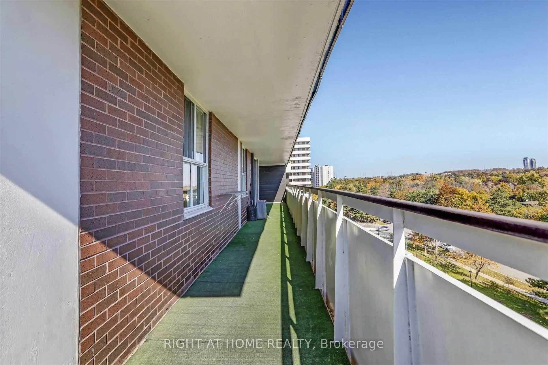Photo 28 of Unit 710, 80 Inverlochy Boulevard, Markham, Royal Orchard — HOMEH