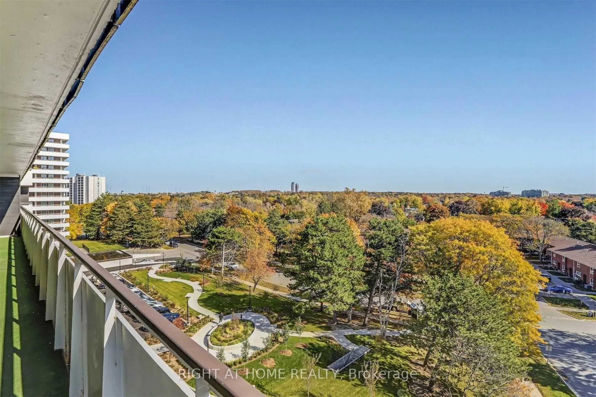 Photo 30 of Unit 710, 80 Inverlochy Boulevard, Markham, Royal Orchard — HOMEH