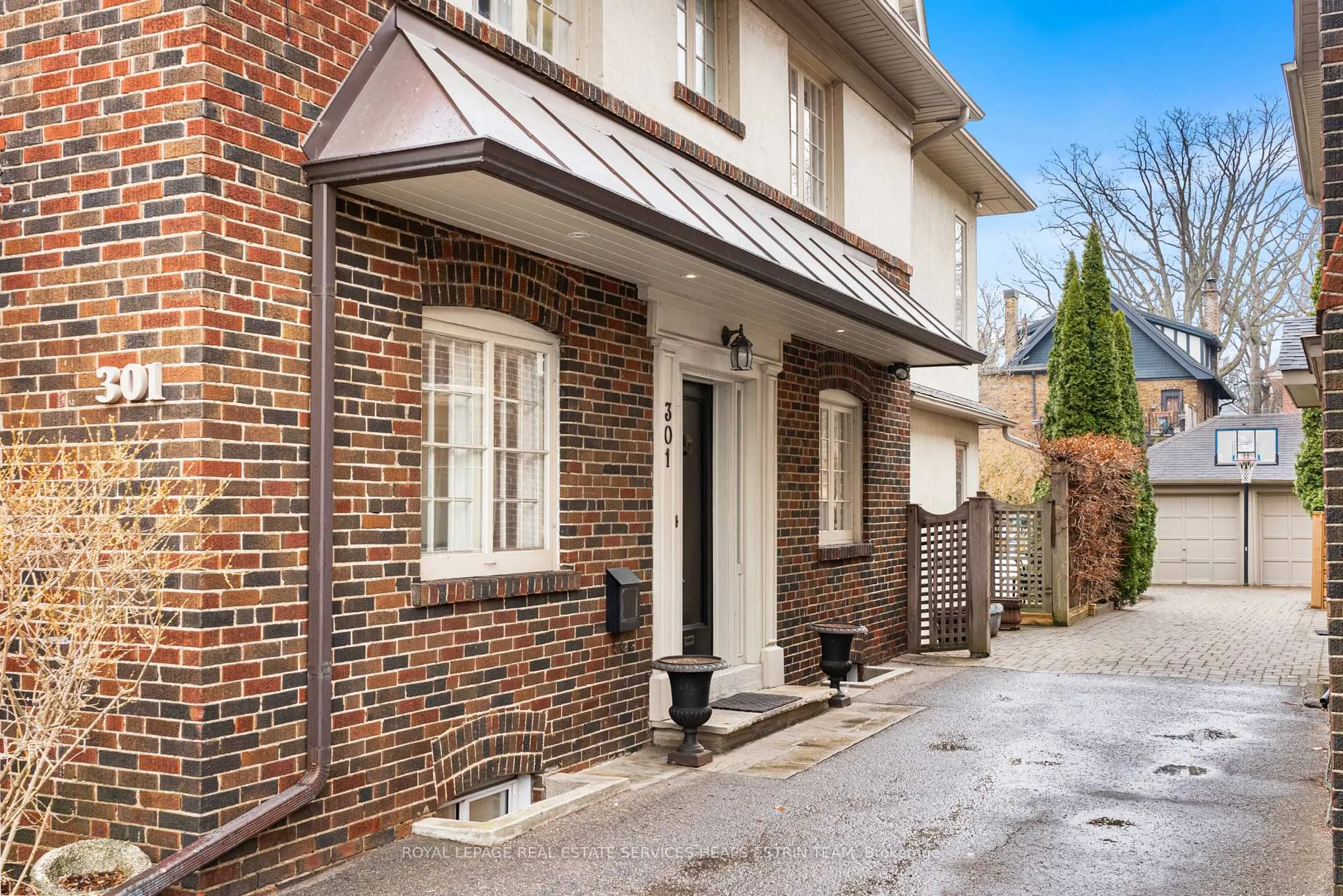 Photo 2 of 301 Heath Street E, Toronto, Rosedale-Moore Park — HOMEH