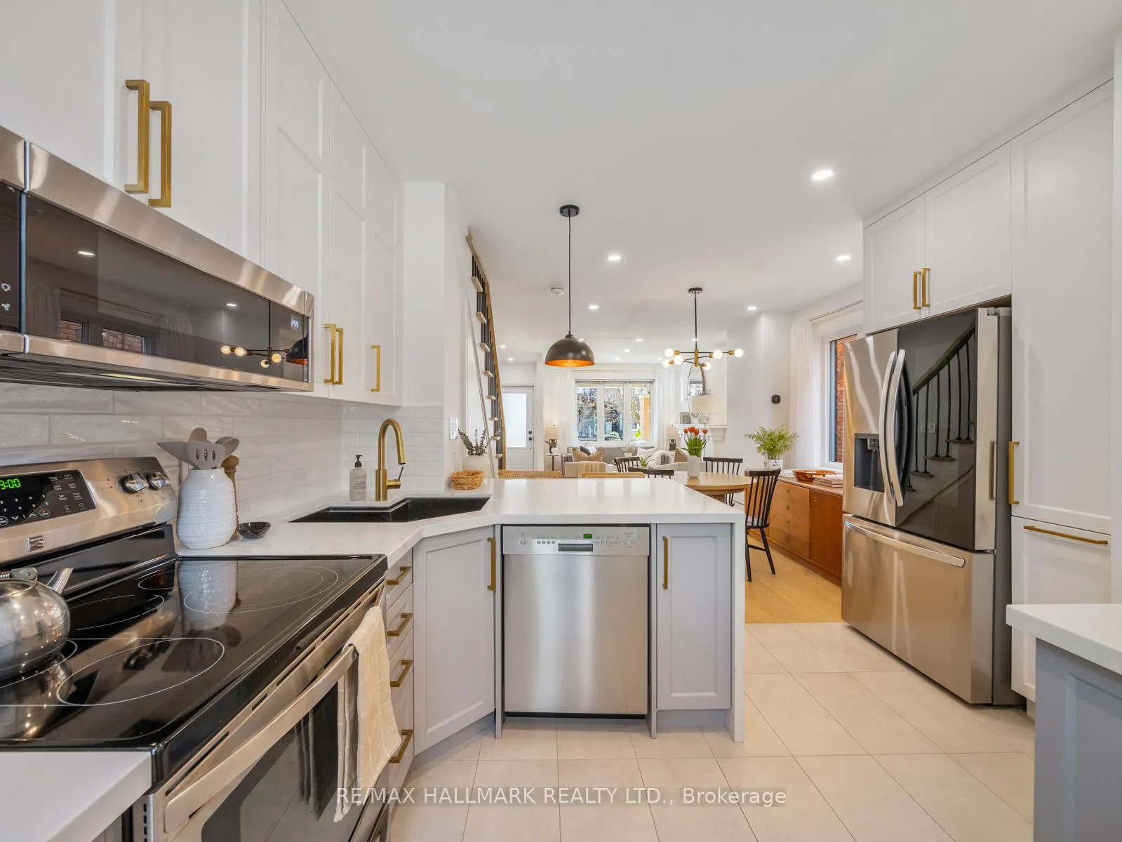 Photo 13 of 116 Coleman Avenue, Toronto, East End-Danforth — HOMEH