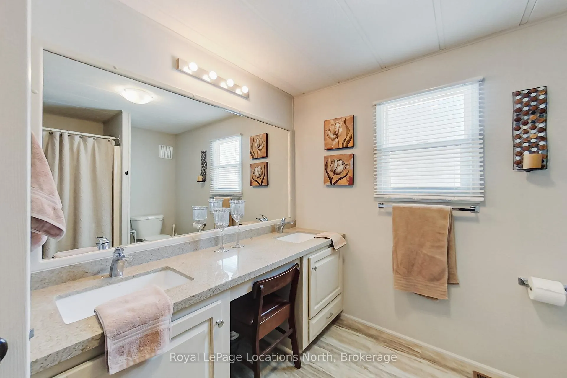 Photo 6 of 22 Prince Charles Avenue, Barrie, Little Lake — HOMEH