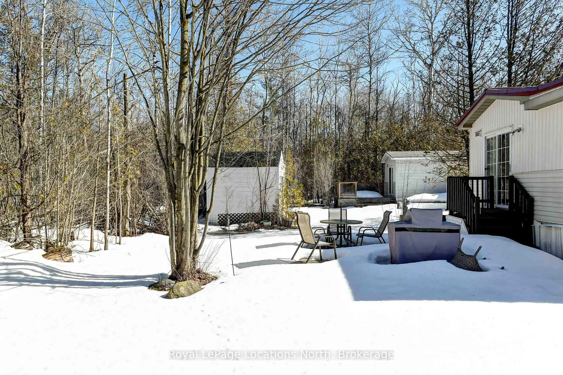 Photo 12 of 22 Prince Charles Avenue, Barrie, Little Lake — HOMEH