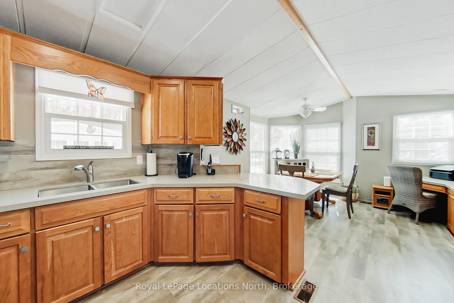 Photo 27 of 22 Prince Charles Avenue, Barrie, Little Lake — HOMEH