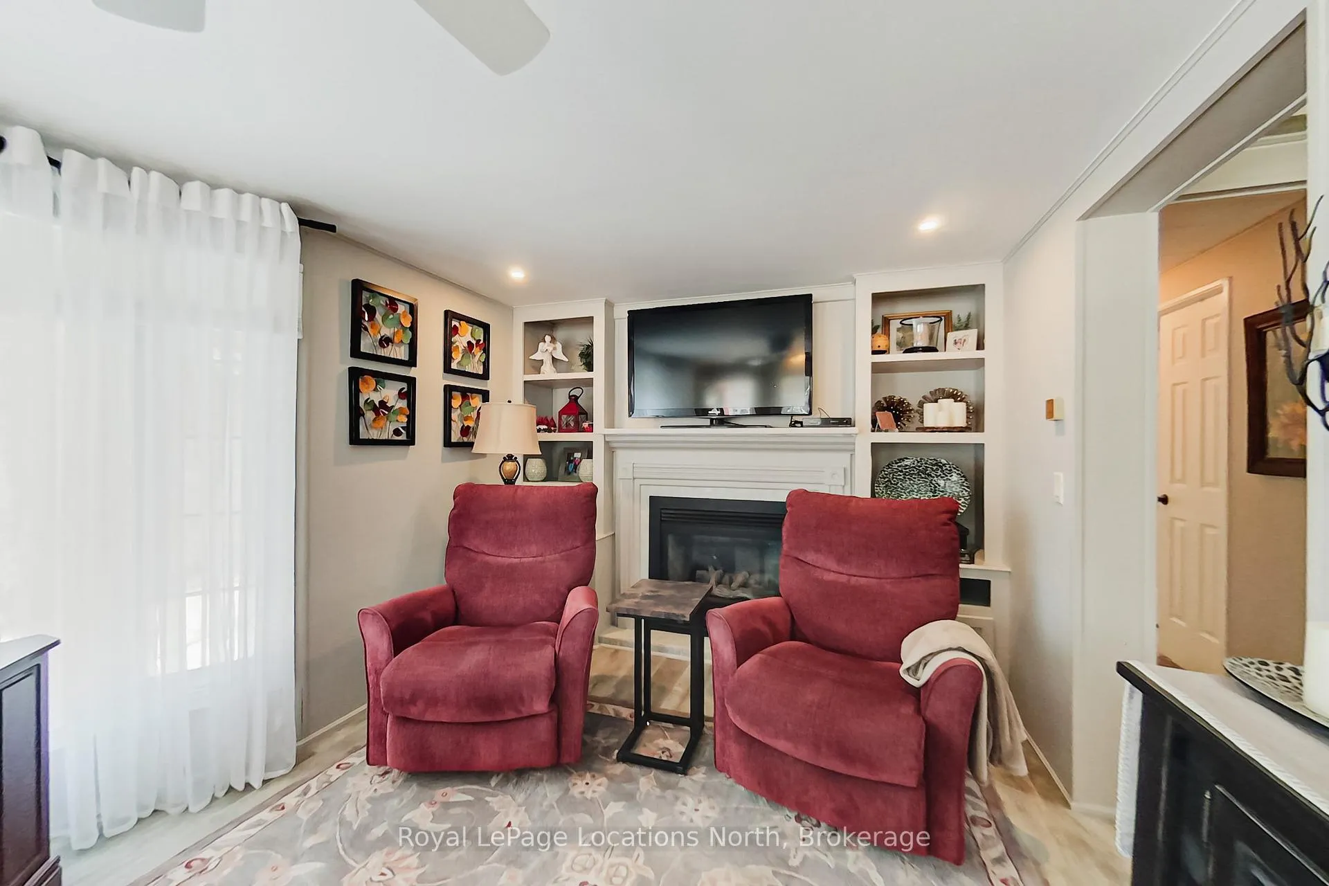 Photo 32 of 22 Prince Charles Avenue, Barrie, Little Lake — HOMEH