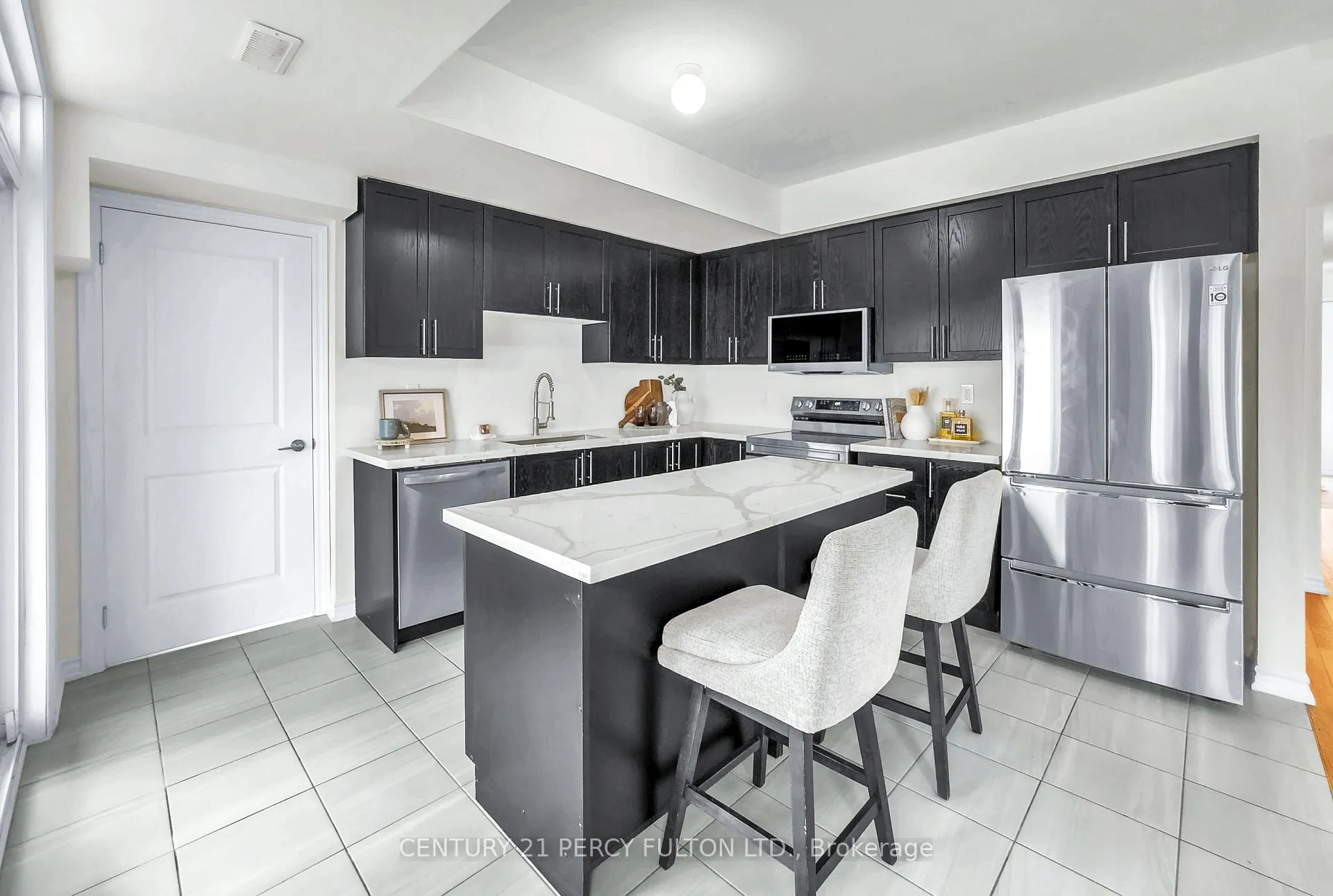 Photo 19 of 2540 William Jackson Drive, Pickering, Duffin Heights — HOMEH