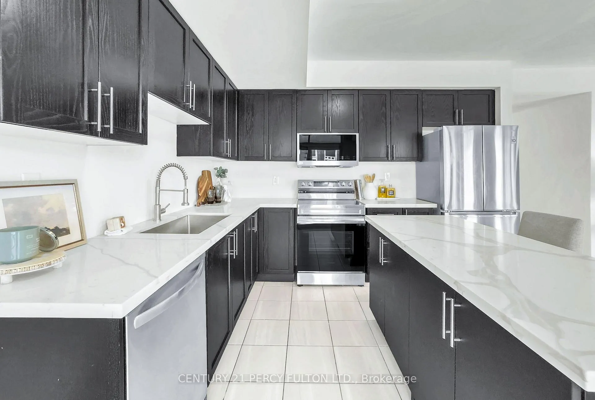 Photo 21 of 2540 William Jackson Drive, Pickering, Duffin Heights — HOMEH