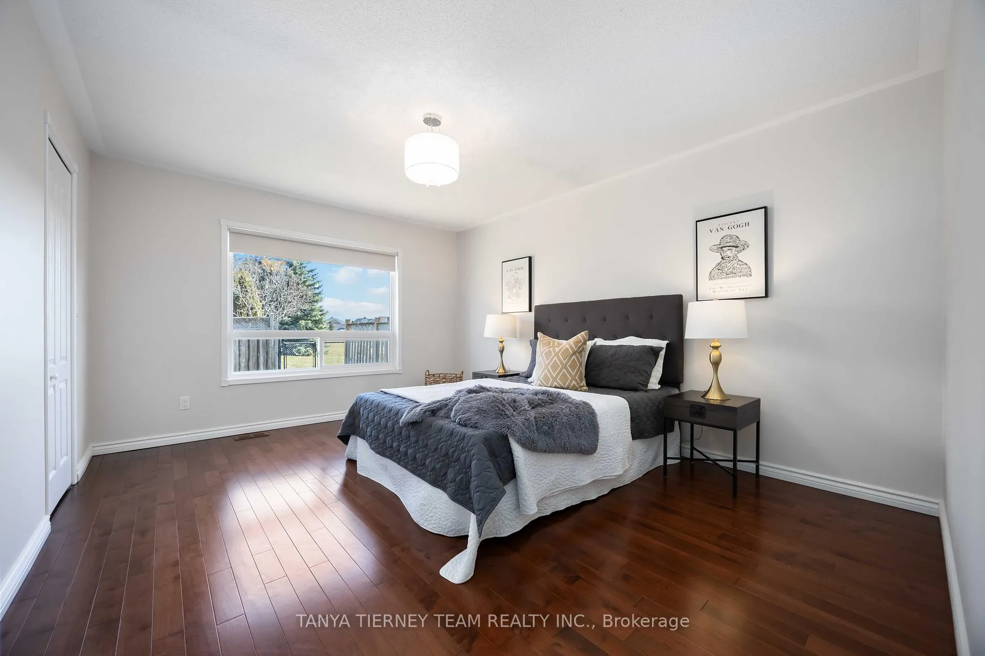 Photo 26 of 25 Wilshire Drive, Whitby, Brooklin — HOMEH