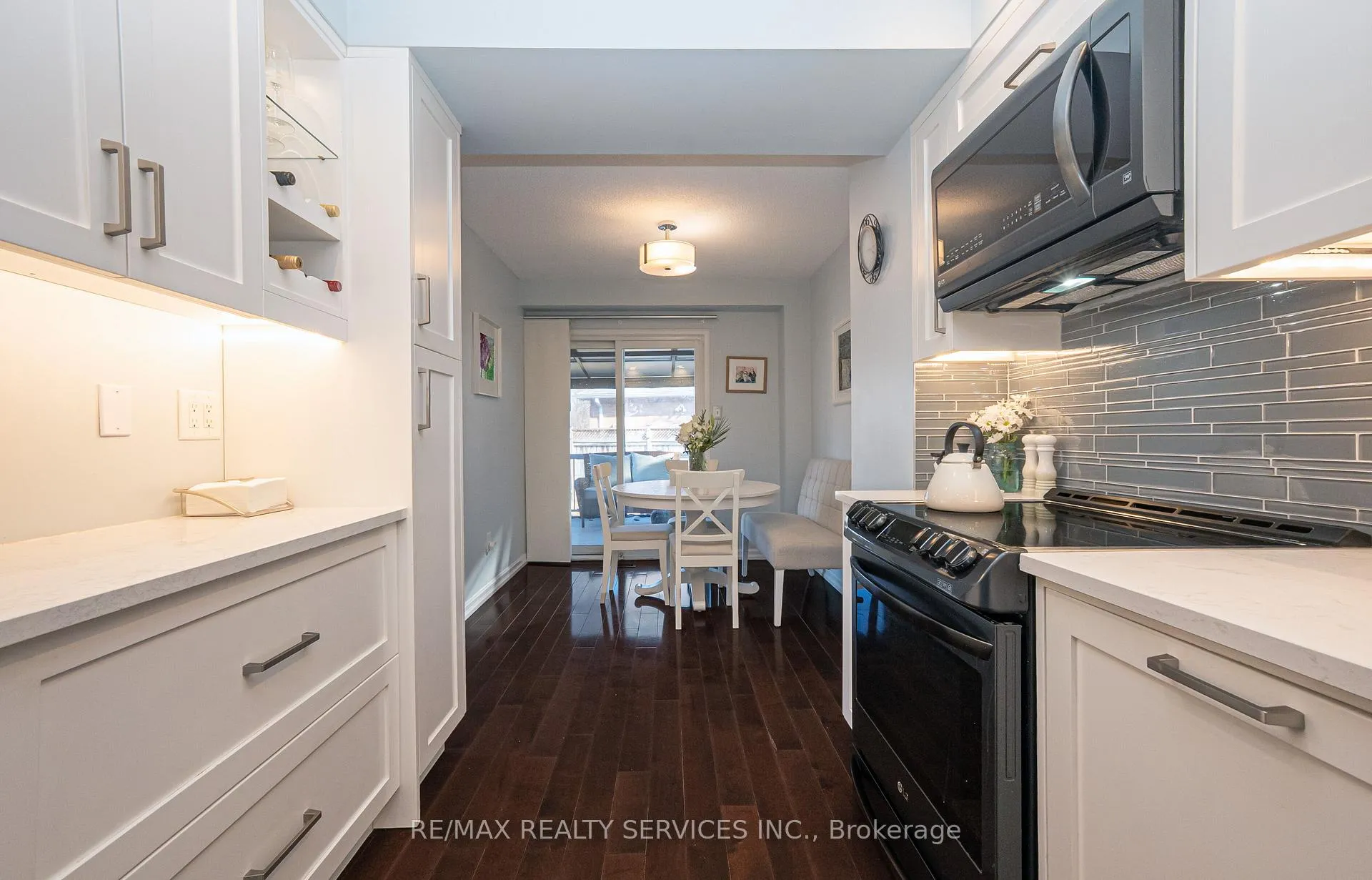 Photo 14 of 4 Scribner Court, Brampton, Heart Lake East — HOMEH