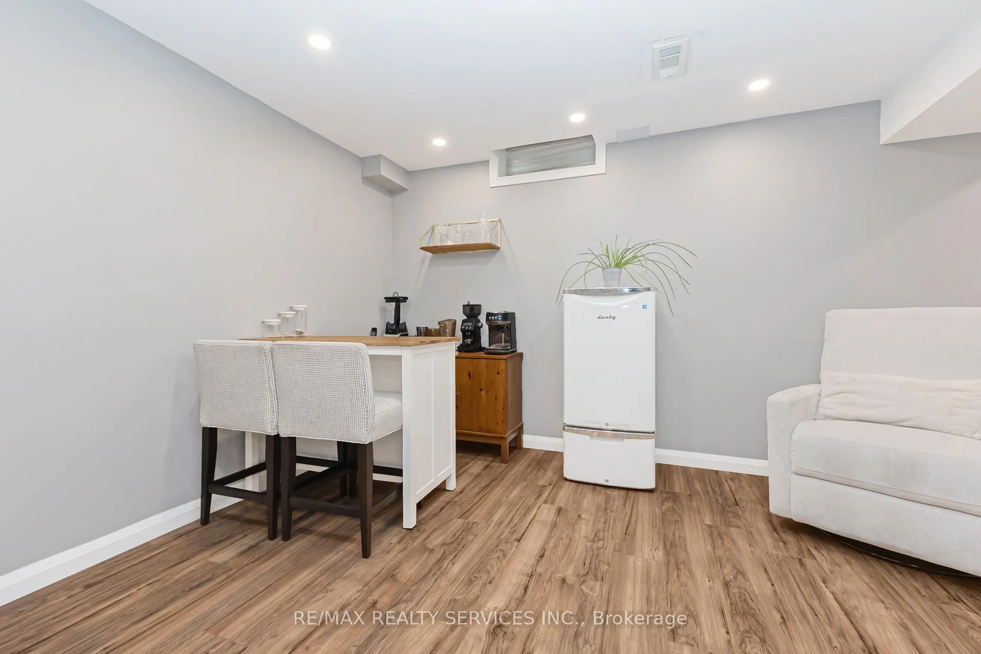 Photo 36 of 4 Scribner Court, Brampton, Heart Lake East — HOMEH