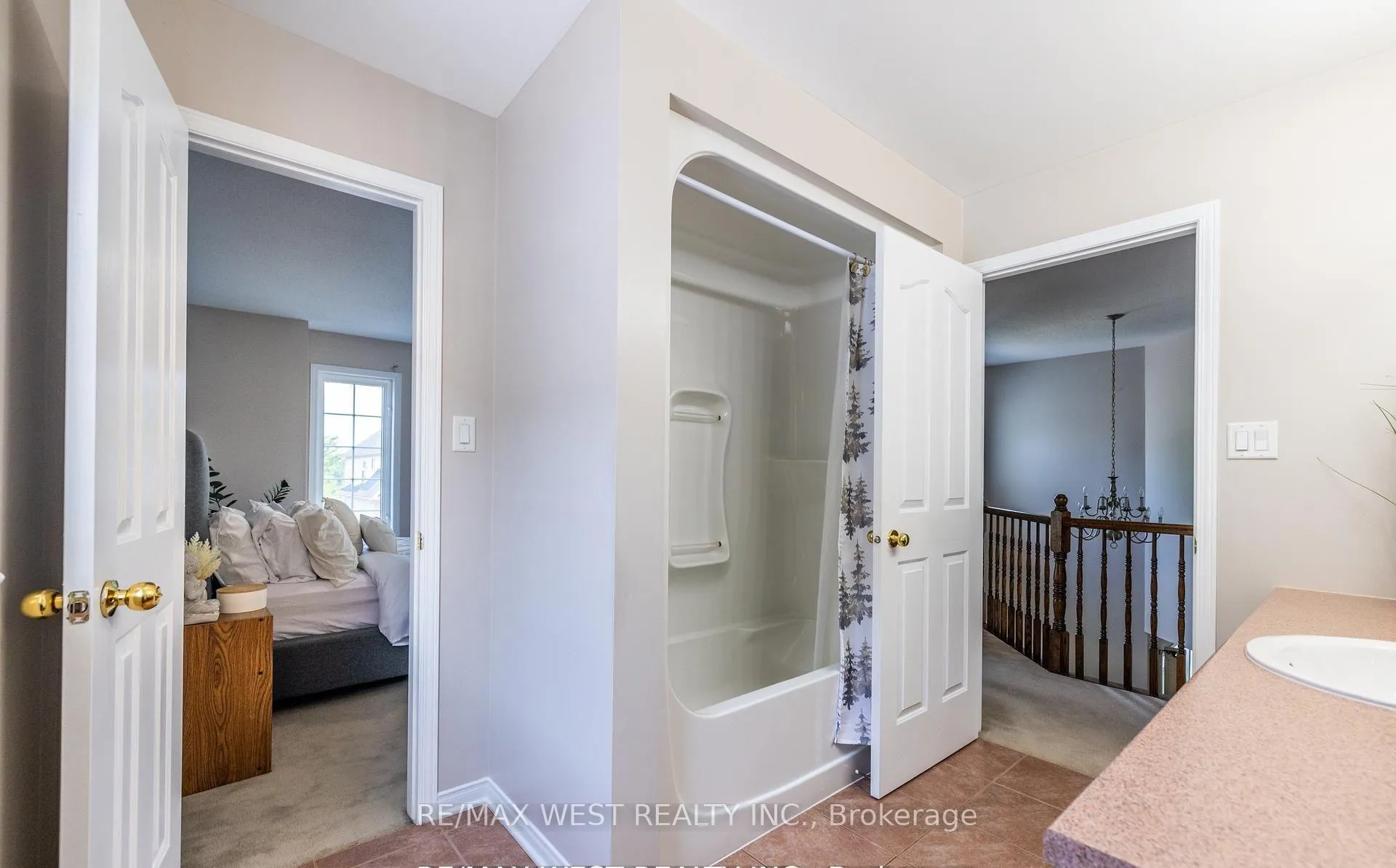 Photo 16 of 214 Castlegarth Crescent, Ottawa, Barrhaven - Stonebridge — HOMEH