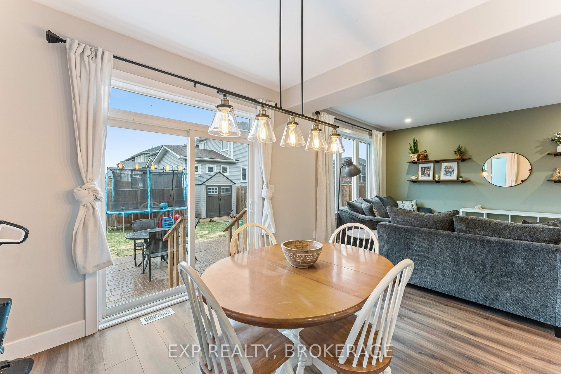 Photo 11 of 107 Hazlett Street, Loyalist, Amherstview — HOMEH