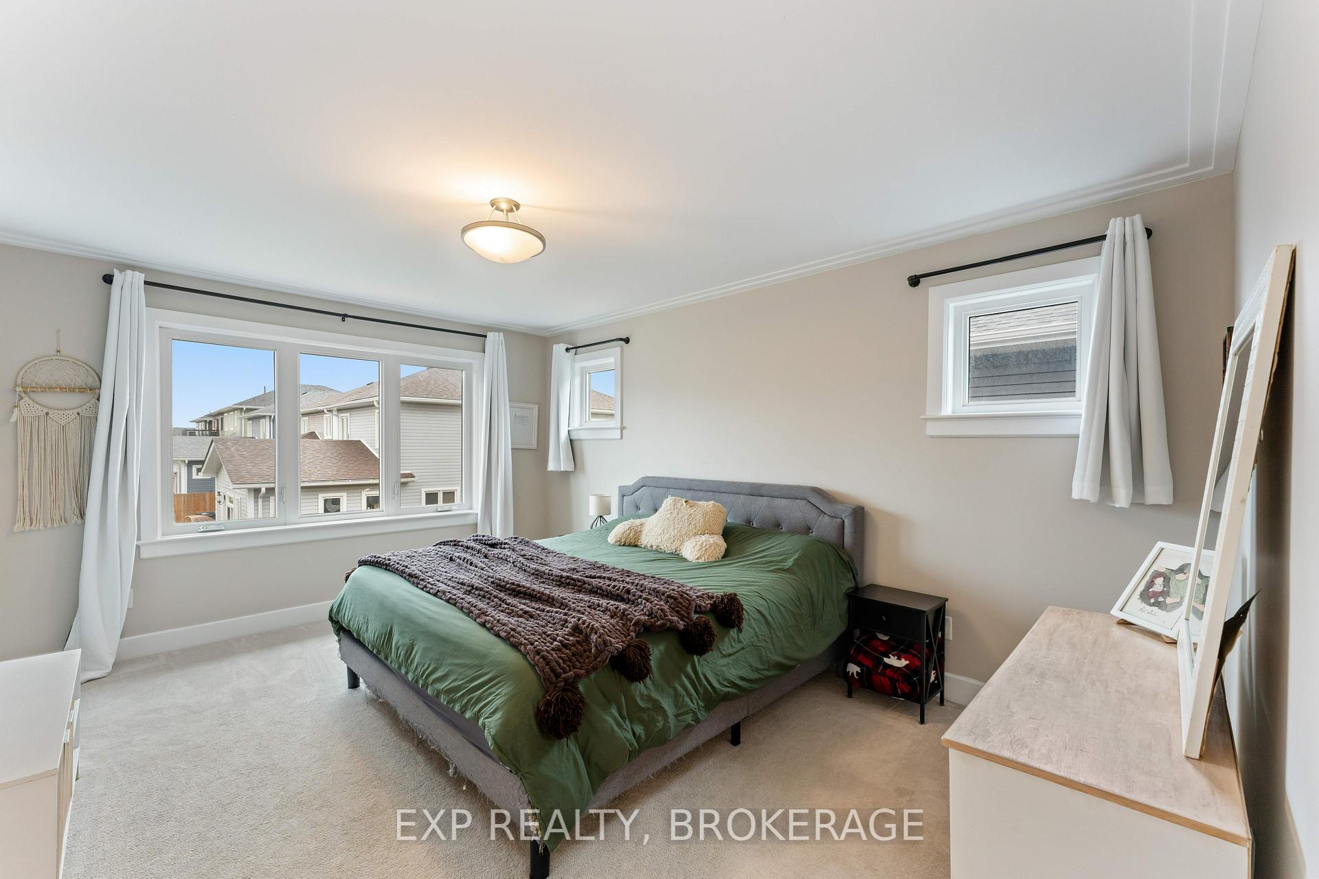 Photo 20 of 107 Hazlett Street, Loyalist, Amherstview — HOMEH