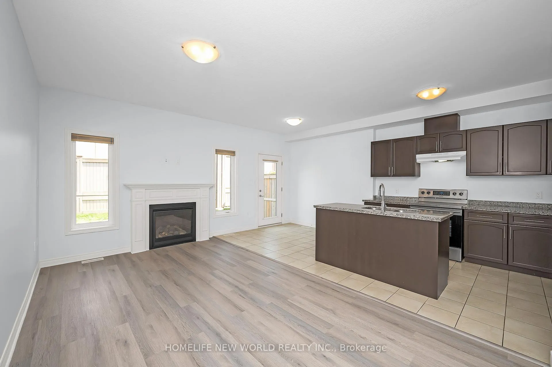 Photo 6 of 79 Sonoma Valley Crescent, Hamilton, Mewburn — HOMEH