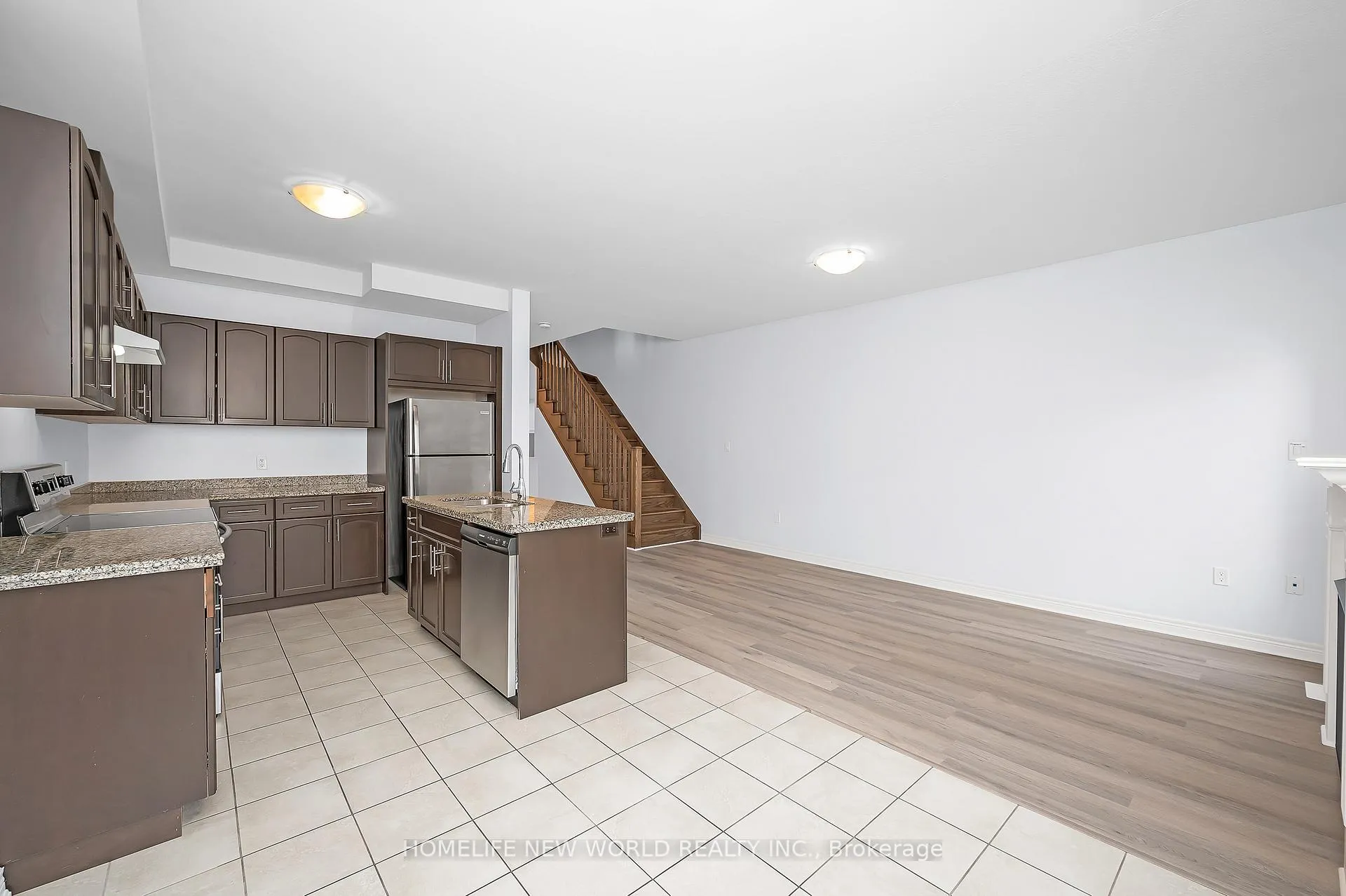 Photo 9 of 79 Sonoma Valley Crescent, Hamilton, Mewburn — HOMEH