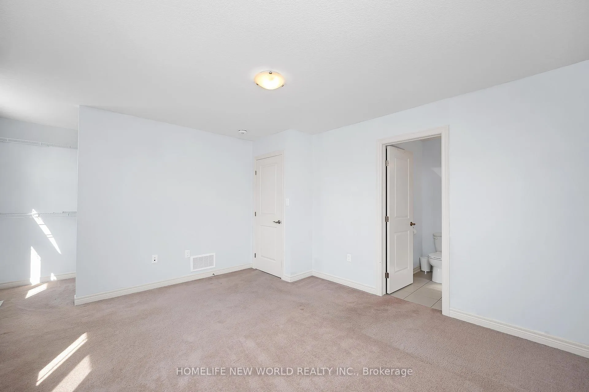 Photo 16 of 79 Sonoma Valley Crescent, Hamilton, Mewburn — HOMEH