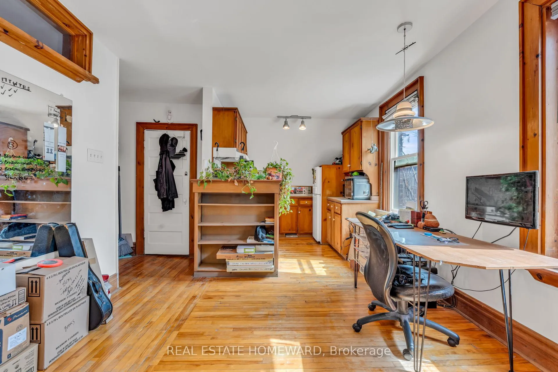 Photo 20 of 97 Massey Street, Toronto, Niagara — HOMEH