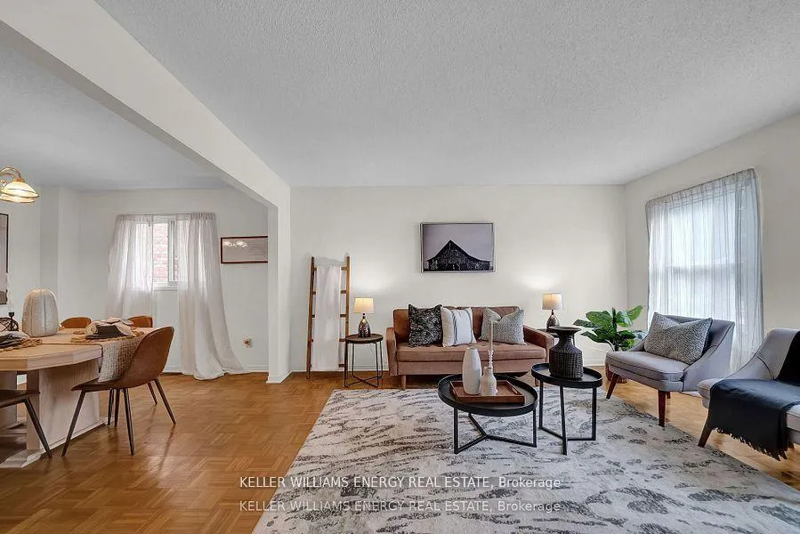 Photo 4 of 280 Thornton Road N, Oshawa, McLaughlin — HOMEH