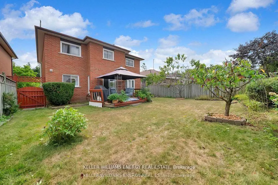 Photo 23 of 280 Thornton Road N, Oshawa, McLaughlin — HOMEH