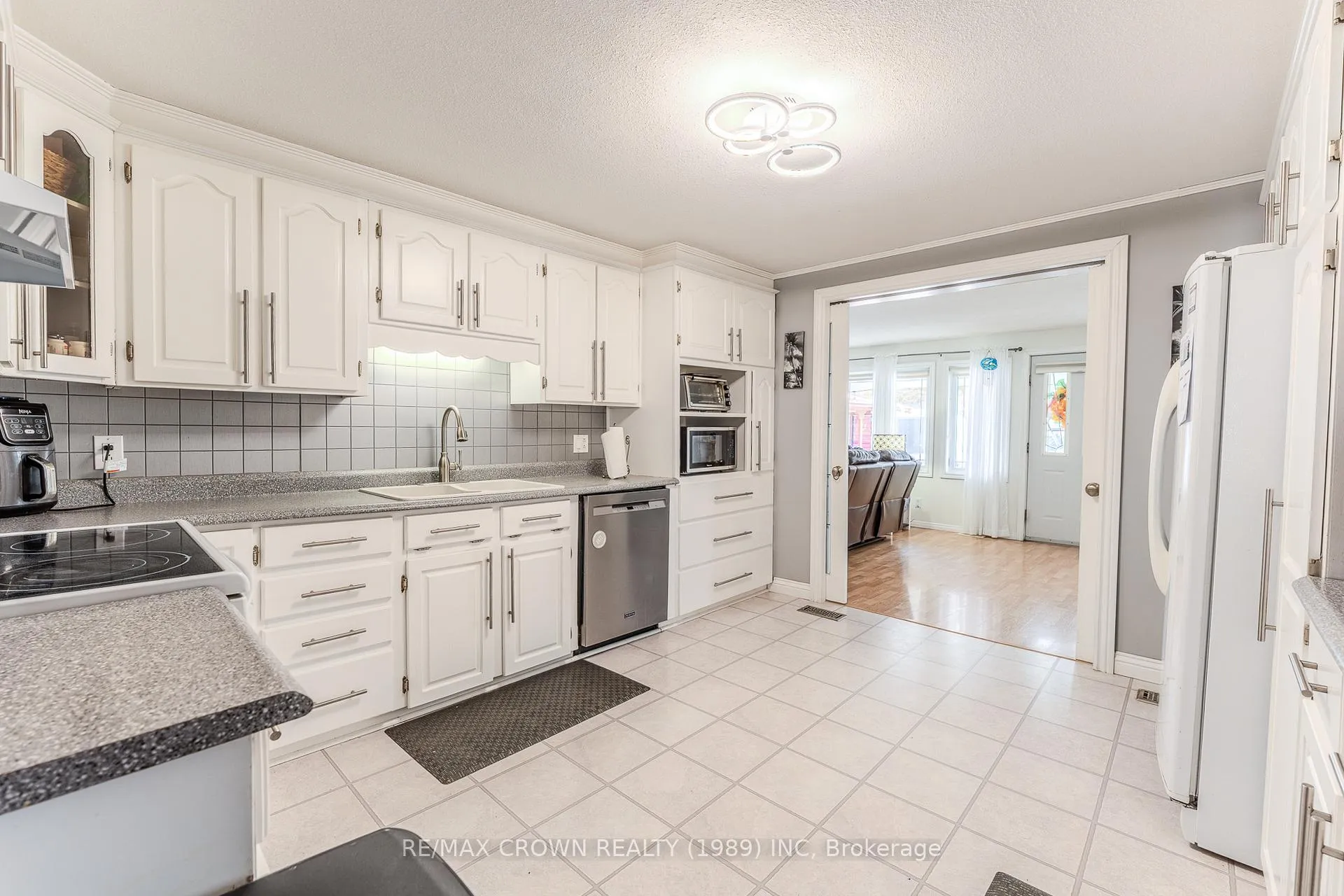 Photo 10 of 281 Arthur Street, West Nipissing, Sturgeon Falls — HOMEH