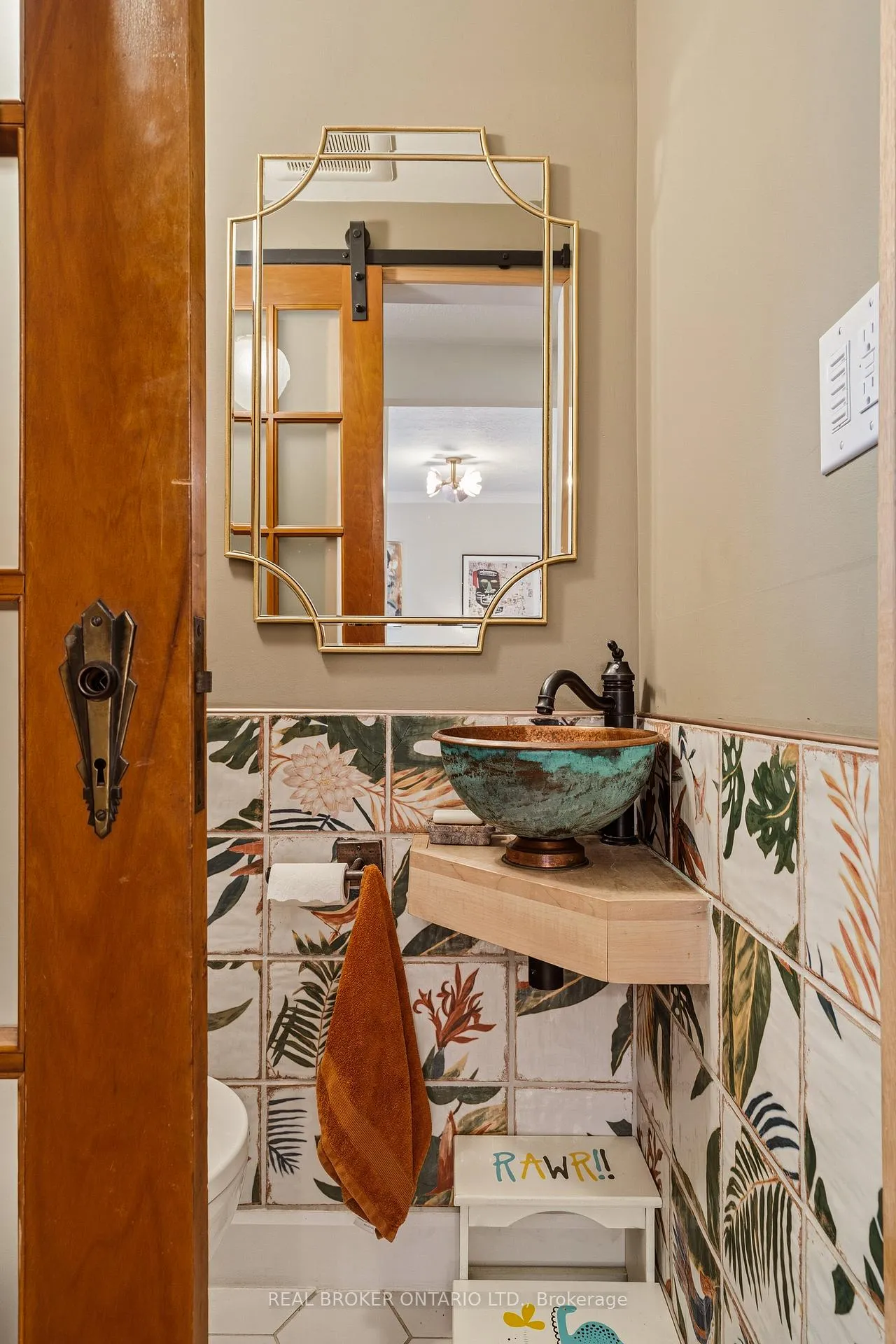 Photo 17 of 43 Balsam Avenue S, Hamilton, St. Clair — HOMEH