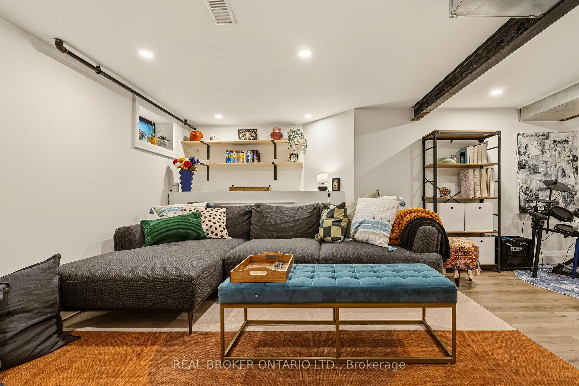 Photo 32 of 43 Balsam Avenue S, Hamilton, St. Clair — HOMEH