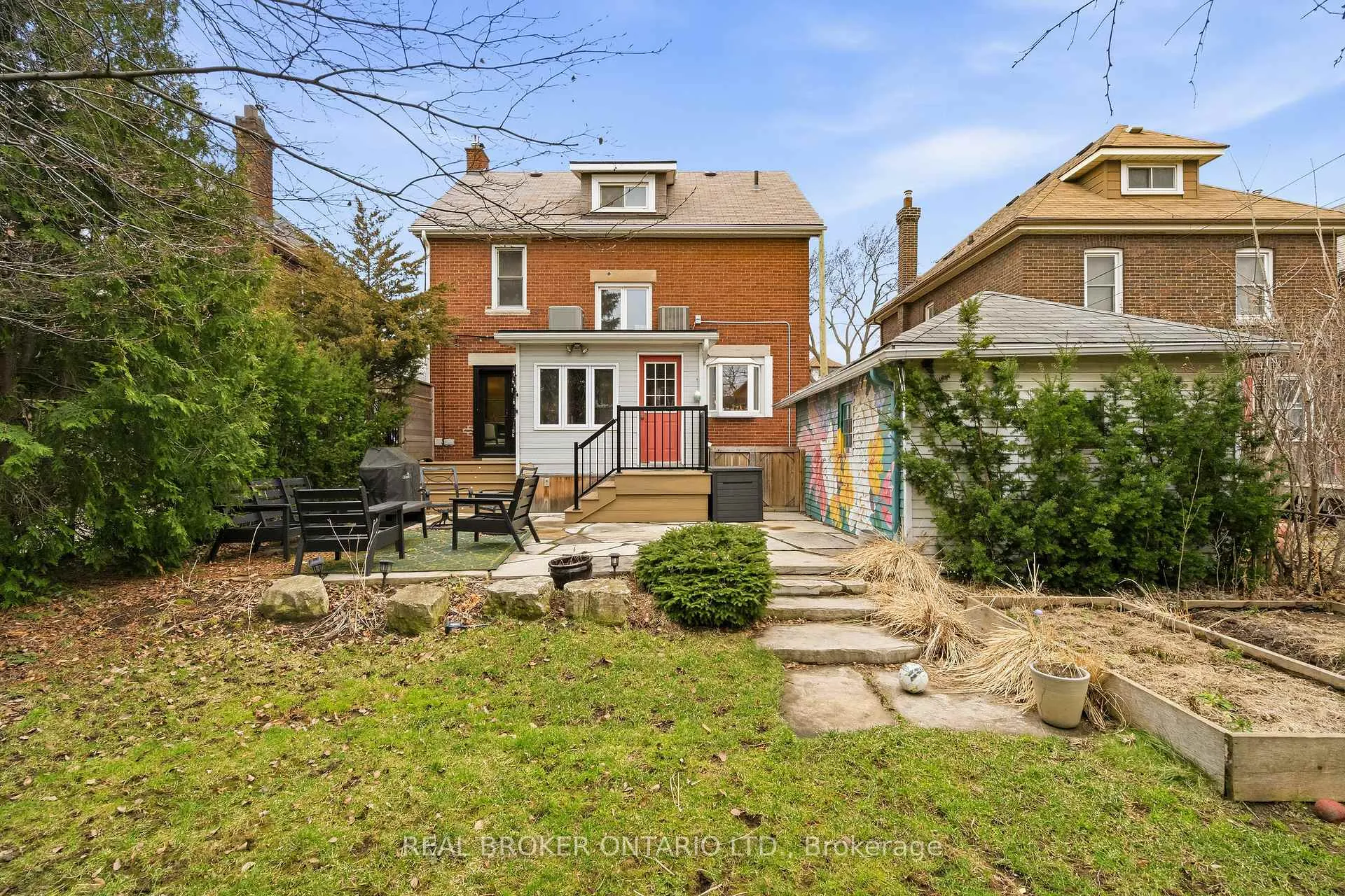 Photo 41 of 43 Balsam Avenue S, Hamilton, St. Clair — HOMEH