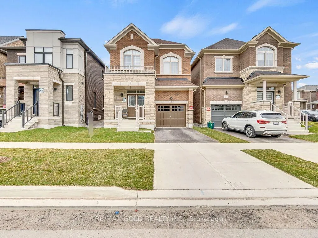 Photo 2 of 63 Bloomfield Crescent, Cambridge — HOMEH