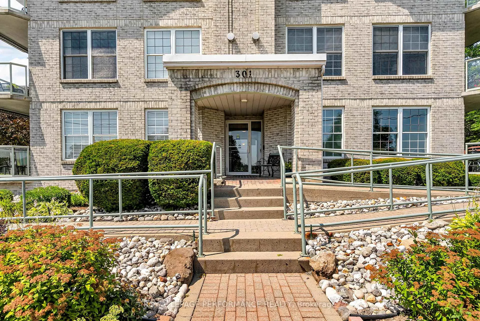 Photo 2 of Unit 104, 301 Water Street W, Cornwall — HOMEH