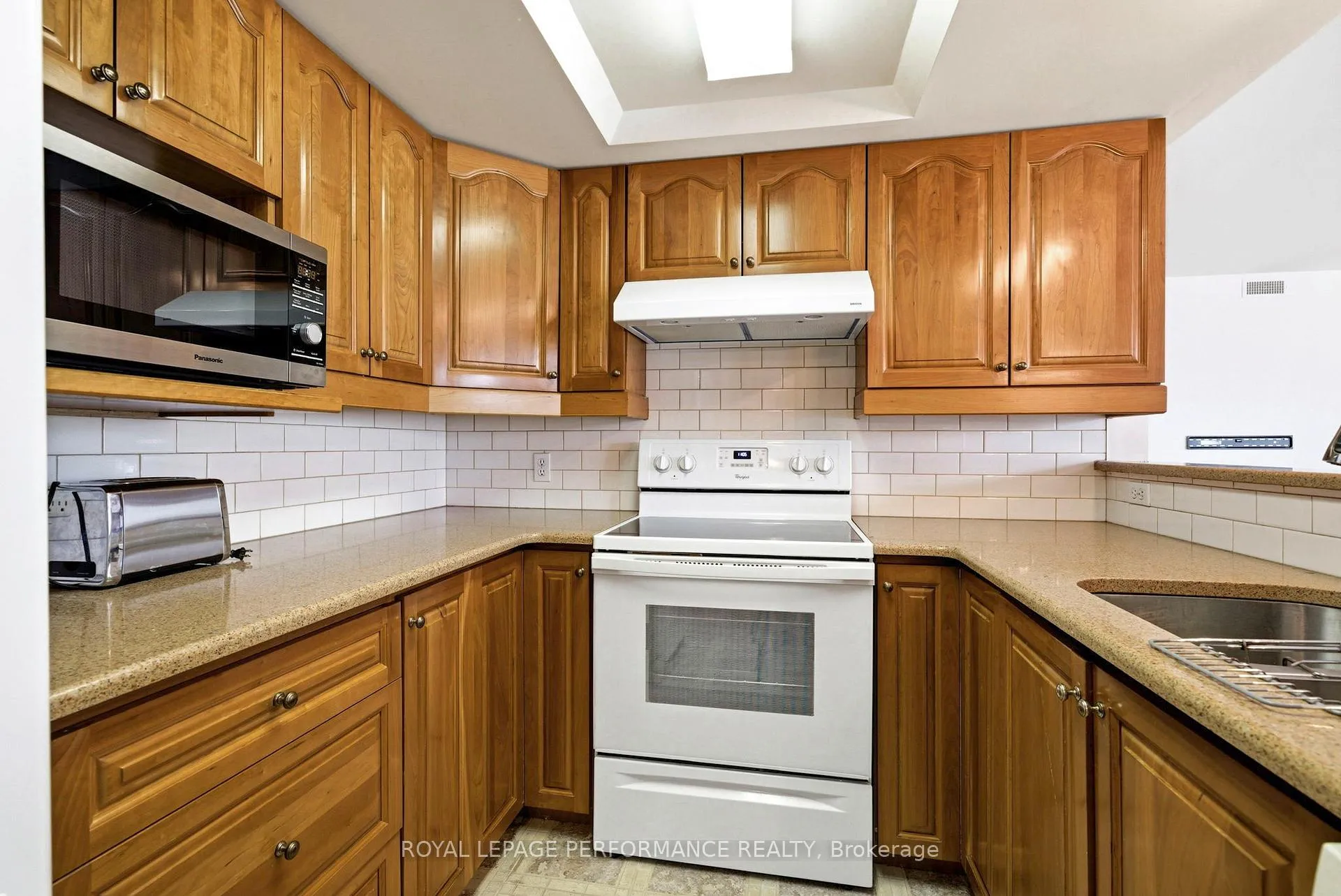 Photo 9 of Unit 104, 301 Water Street W, Cornwall — HOMEH
