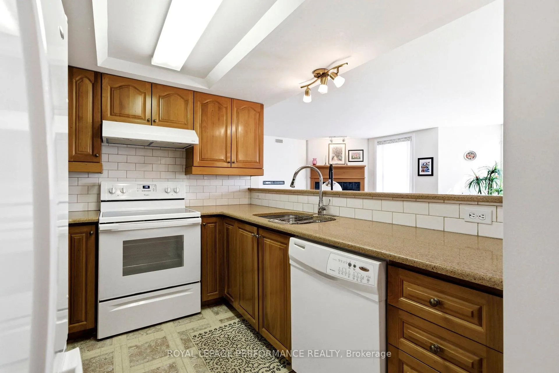 Photo 13 of Unit 104, 301 Water Street W, Cornwall — HOMEH