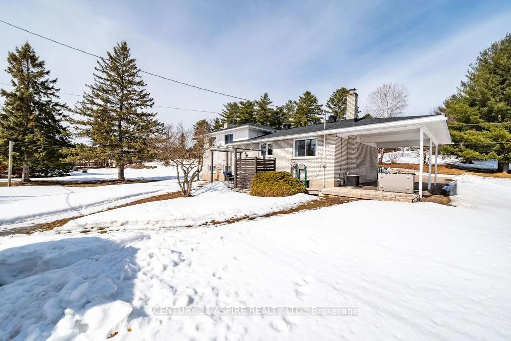 Photo 7 of 631 Birch Street, Petawawa — HOMEH