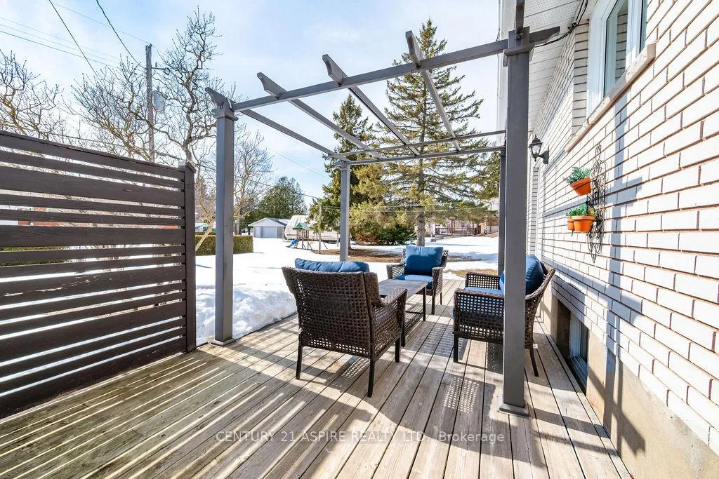 Photo 9 of 631 Birch Street, Petawawa — HOMEH
