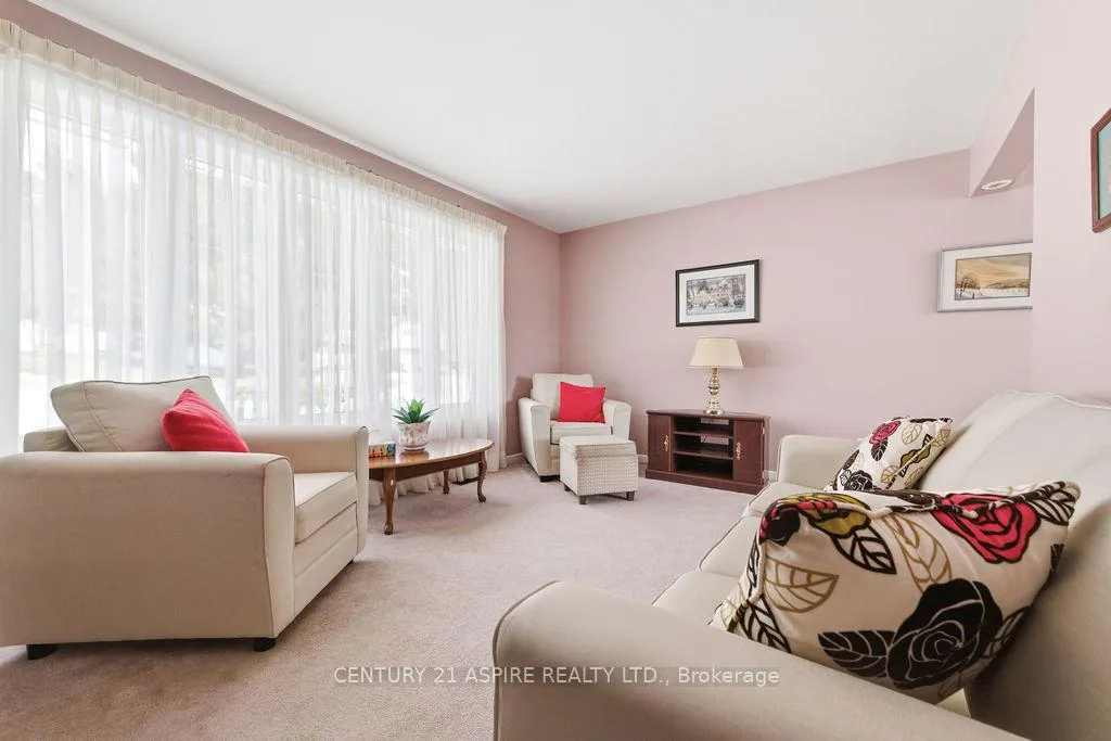 Photo 17 of 631 Birch Street, Petawawa — HOMEH