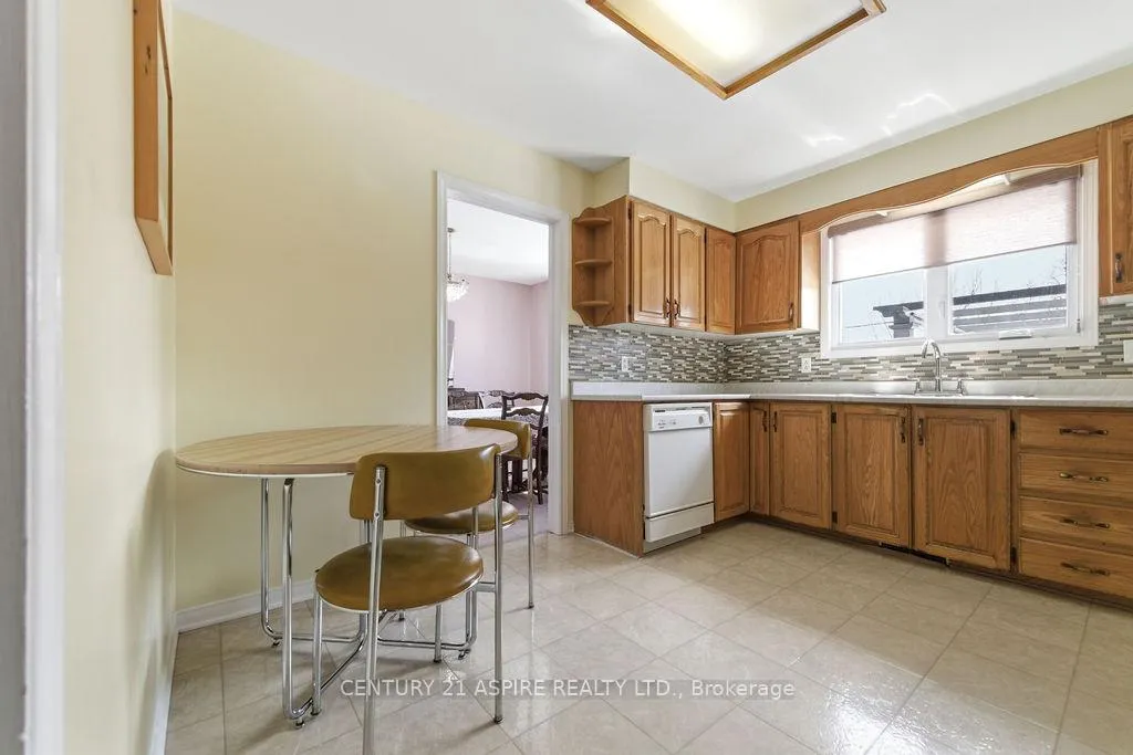 Photo 24 of 631 Birch Street, Petawawa — HOMEH