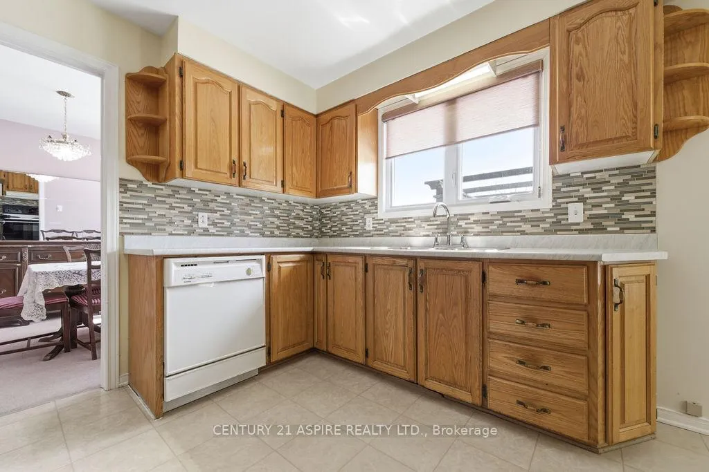 Photo 25 of 631 Birch Street, Petawawa — HOMEH