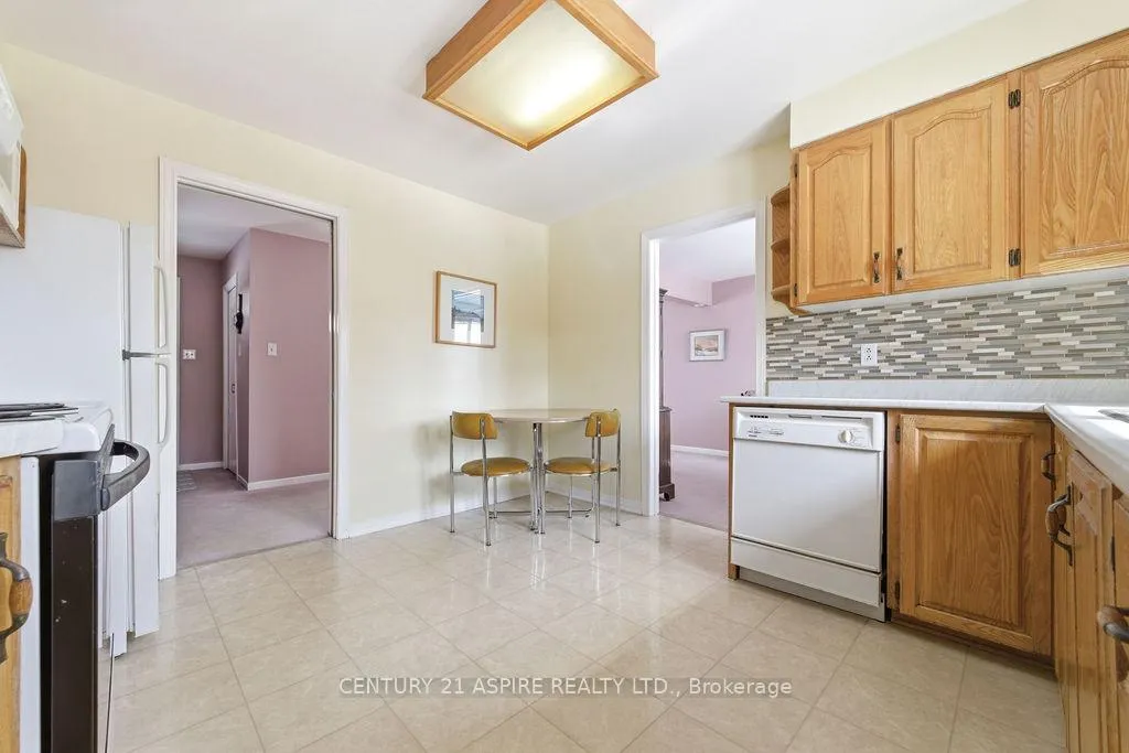 Photo 26 of 631 Birch Street, Petawawa — HOMEH