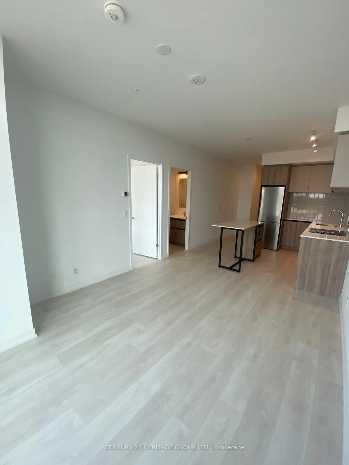 Photo 12 of Unit 803, 8 Beverley Glen Boulevard, Vaughan, Beverley Glen — HOMEH